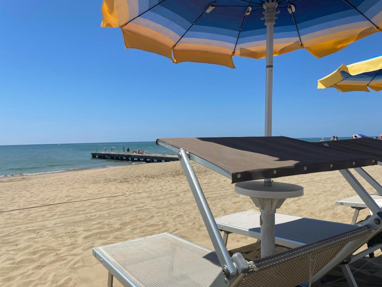 Gigi House -Appartamento Piazza Mazzini- 200M Dal Mare Lido di Jesolo Exterior photo